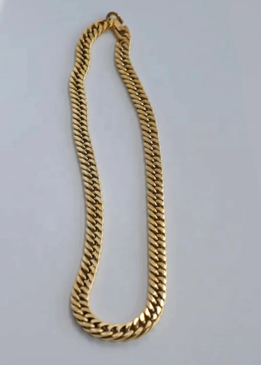 Chunky Shiny Chain Necklace – The Vintage Belle